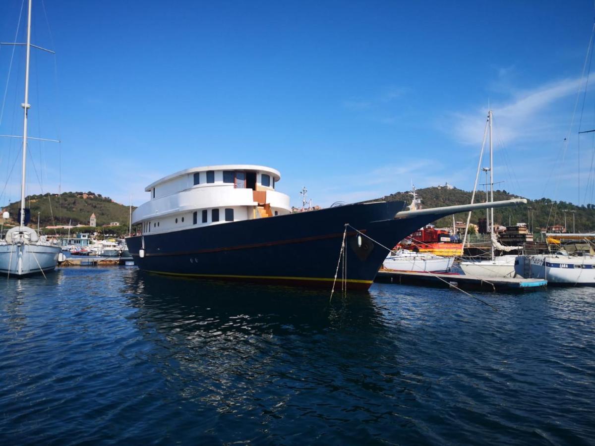 Classic Yacht Yanika Yachting Watersport Ets Villaputzu Dış mekan fotoğraf