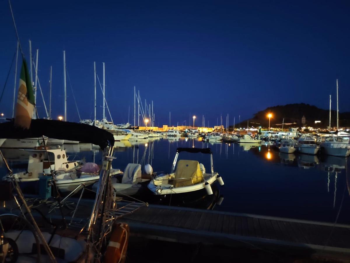 Classic Yacht Yanika Yachting Watersport Ets Villaputzu Dış mekan fotoğraf